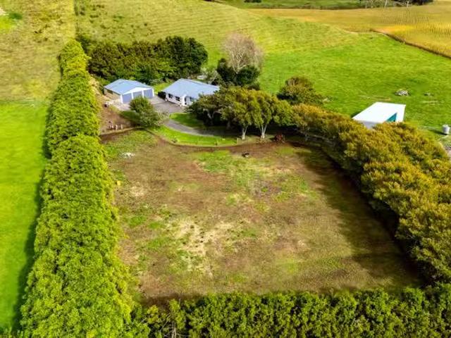 House for rent in Hillsborough, Taranaki