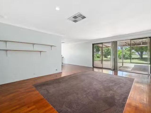 House for rent in Brentwood, Western Australia