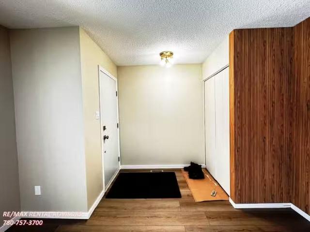 House for rent in Wedgewood, Alberta