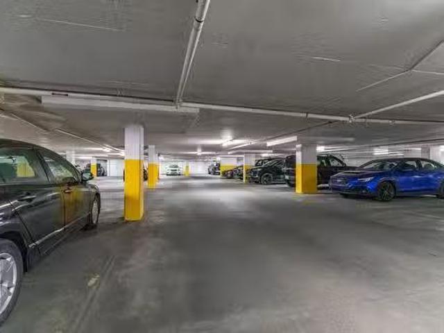 Condo for rent in St. Leonard's, Quebec