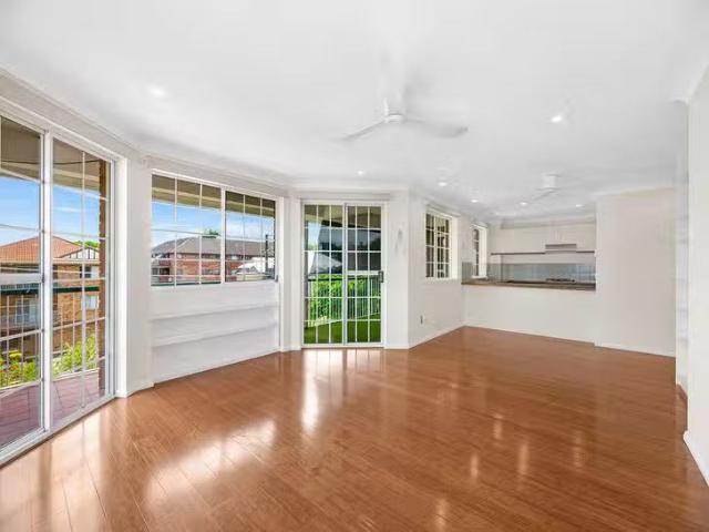 Apartment for rent in Toombul, Queensland