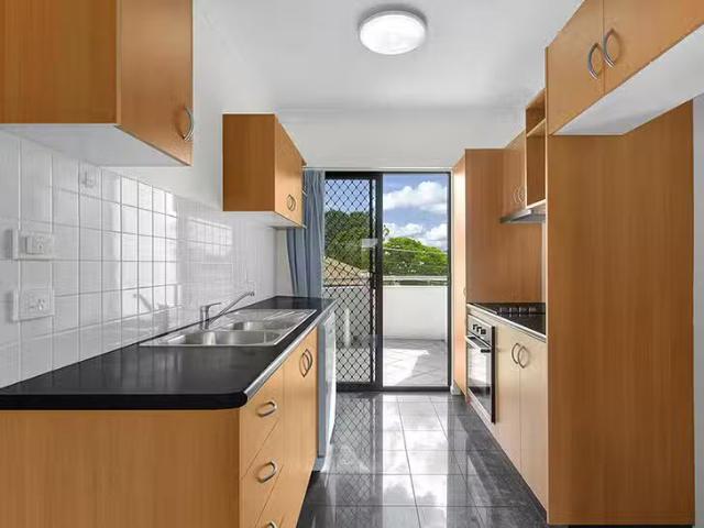 Apartment for rent in Toombul, Queensland