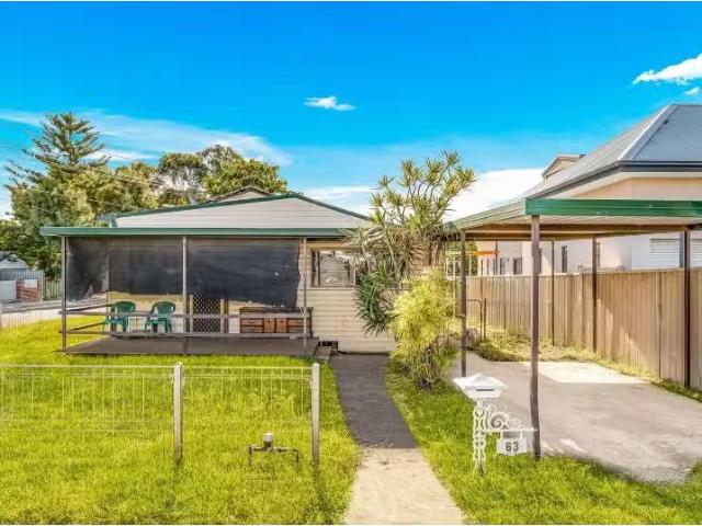 House for rent in Oxley Park, New South Wales