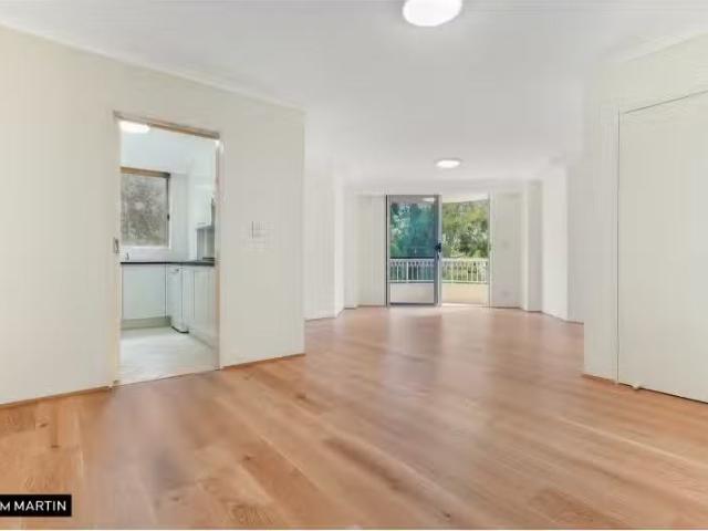 Apartment for rent in Eastlakes, New South Wales
