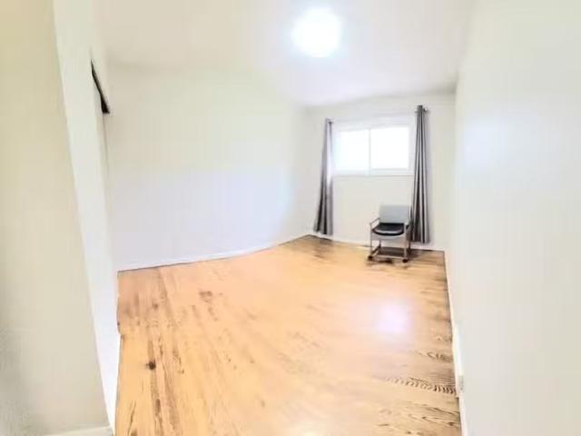 House for rent in East St. Paul, Manitoba