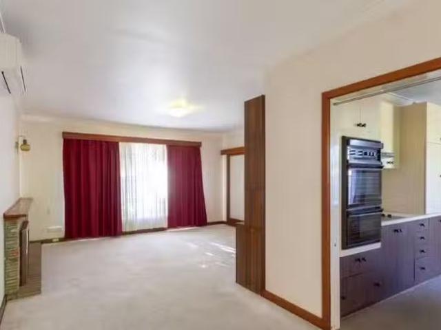 House for rent in Calista, Western Australia