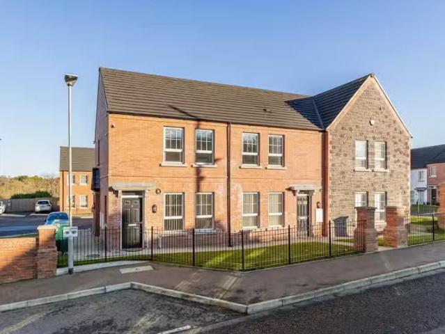 Apartment to rent in Gorteeny, Connacht