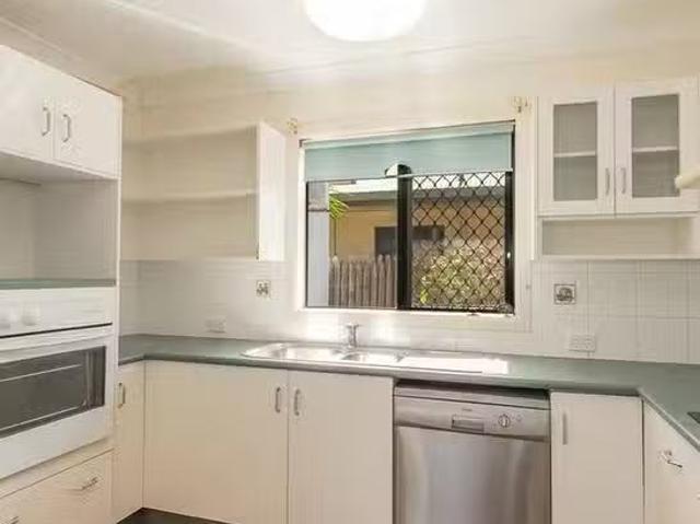 House for rent in Kirwan, Queensland