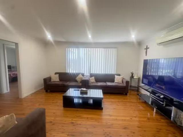 House for rent in Smithfield, New South Wales