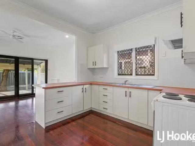 House for rent in Shelley, Western Australia
