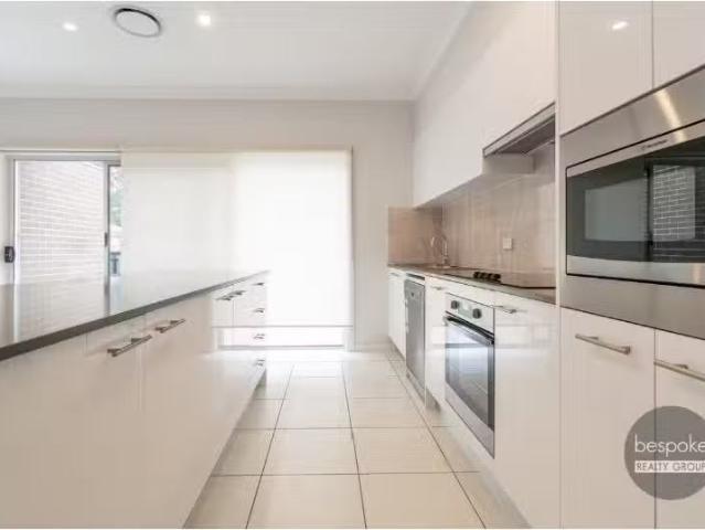 Condo for rent in Sydney, New South Wales