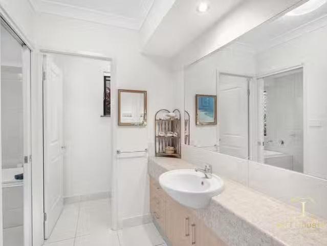 House for rent in Kewarra Beach, Queensland