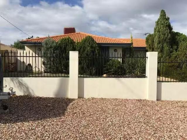 House for rent in Beldon, Western Australia