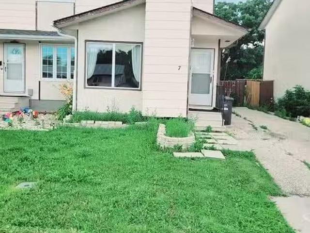 House for rent in East St. Paul, Manitoba