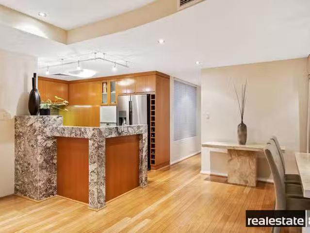 Apartment for rent in Hill End, Victoria