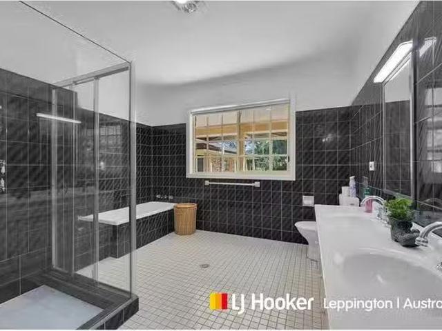 House for rent in Pheasants Nest, New South Wales
