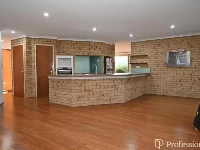 House for rent in Leeming, Western Australia