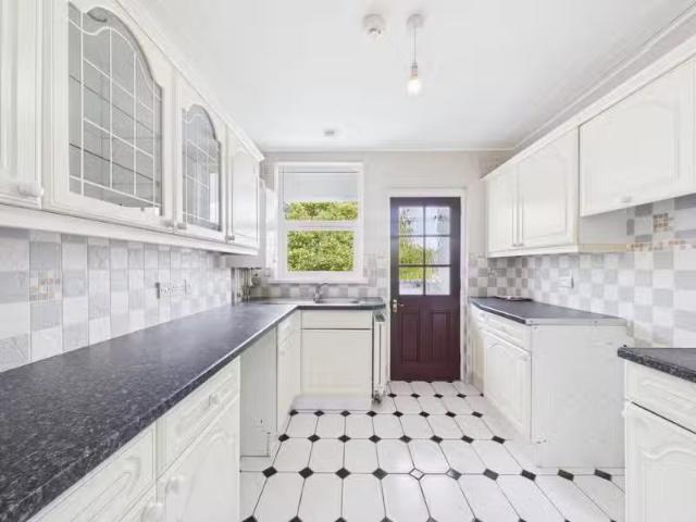Apartment to rent in Gorteeny, Connacht