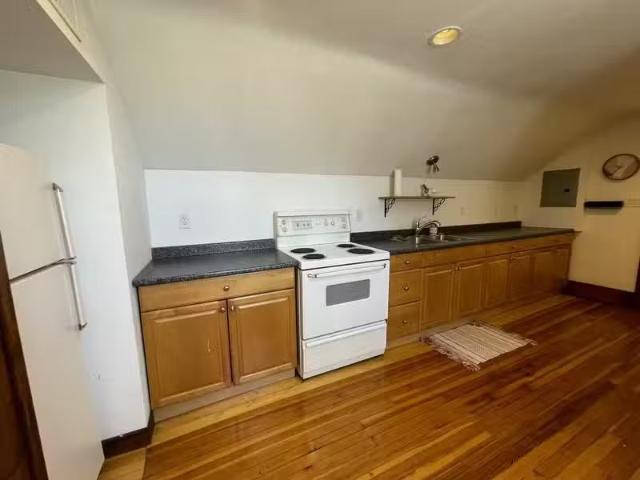 Condo for rent in Maidstone, Ontario