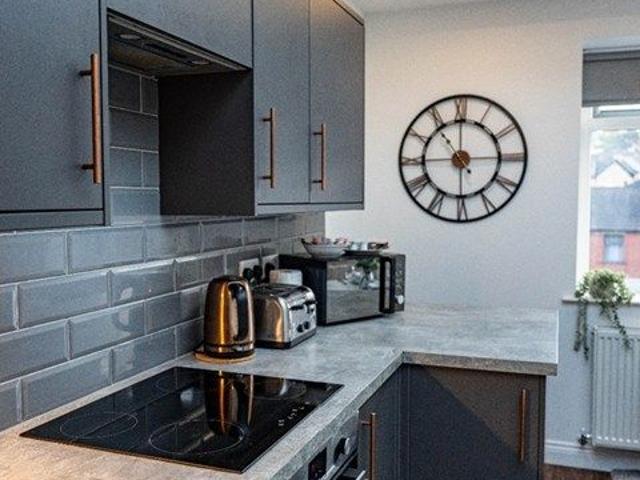 House for rent in Lascelles Hall, Fenay Bridge