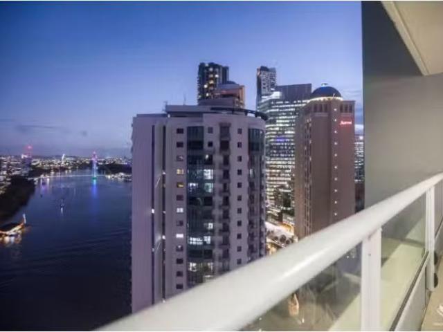 Apartment for rent in Brisbane Adelaide Street, Queensland