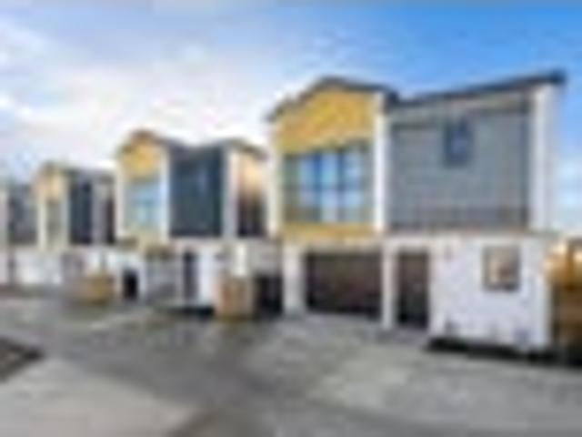 House for sale in Papakura