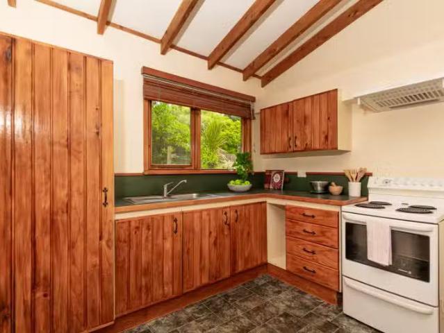 House for rent in Matata, Wellington