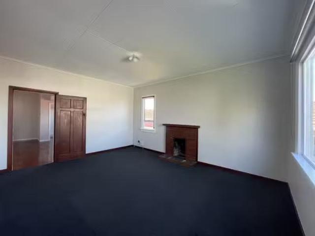 House for rent in Chaslands, Canterbury