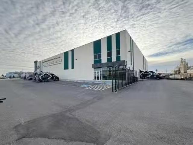 House for rent in Anderson Industrial Park, Lethbridge