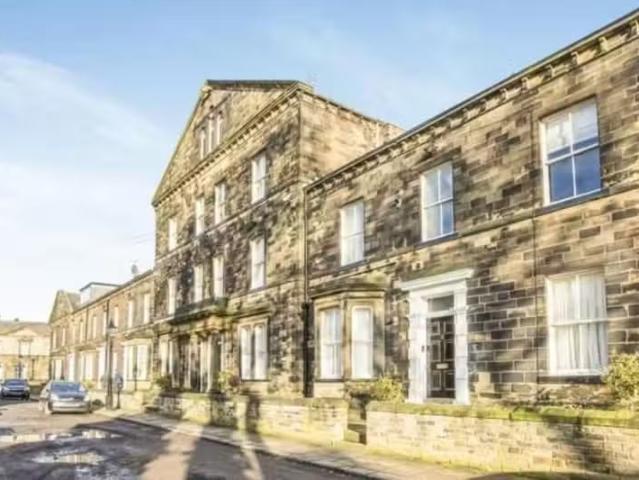 House for rent in Woolshops, Halifax