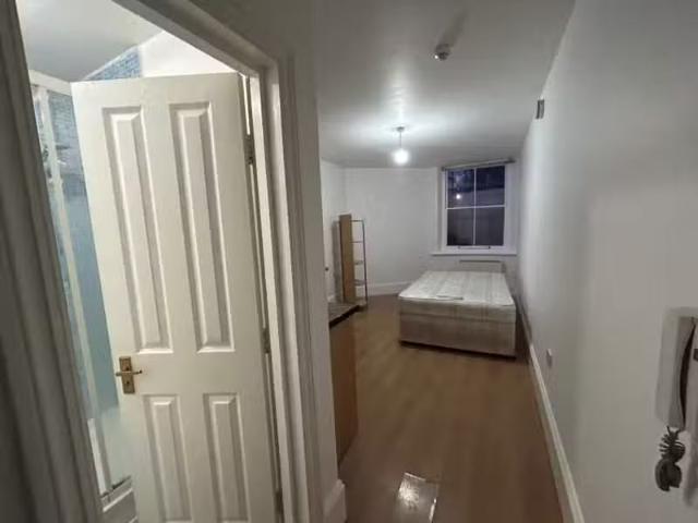 House for rent in Kensington, Greater London