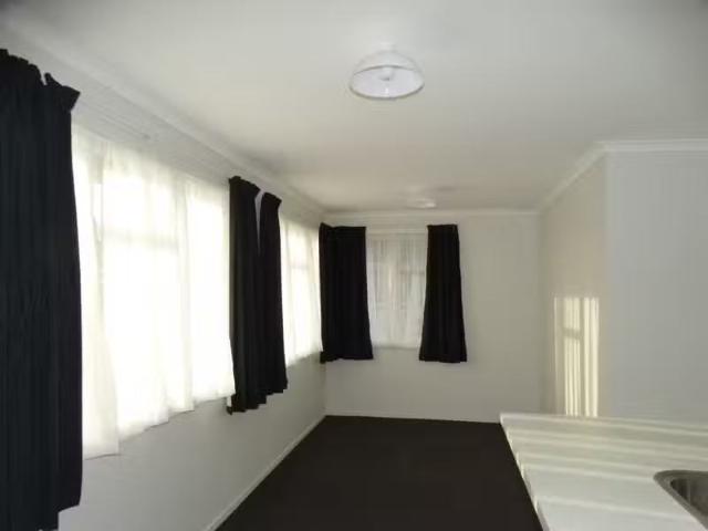 House for rent in Taranaki