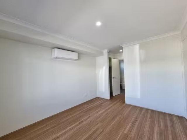 Apartment for rent in Maddington, Western Australia