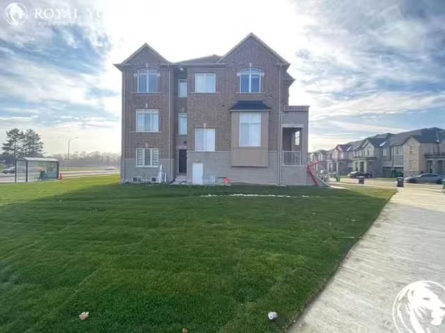 Condo for rent in Georgina, Ontario
