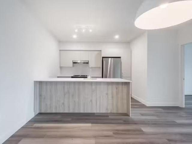 Condo for rent in L'île-d'orléans, Quebec