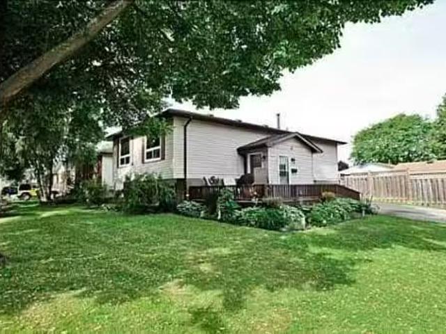 Condo for rent in Ancaster, Ontario