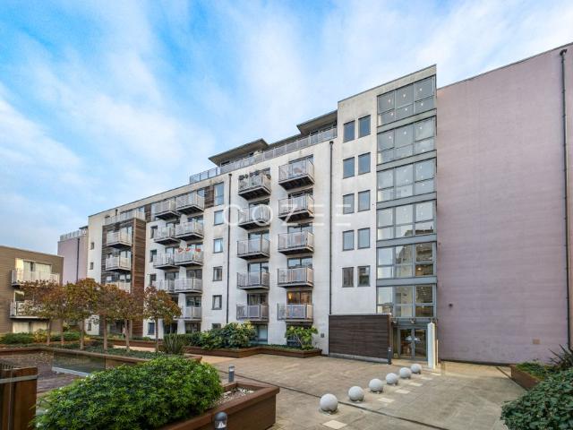 Apartment for rent in Deals Gateway, Greater London