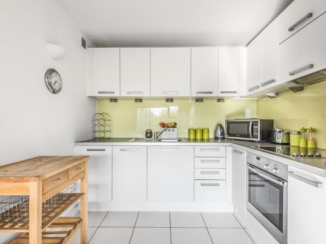 Apartment for rent in London Borough of Lewisham, Deptford