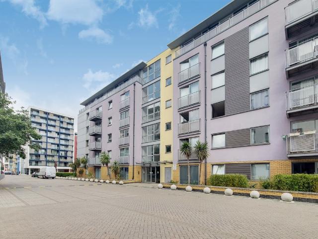 Apartment for rent in London Borough of Lewisham, Deptford