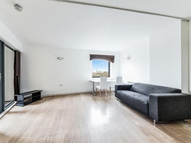 Apartment for rent in Deals Gateway, Greater London