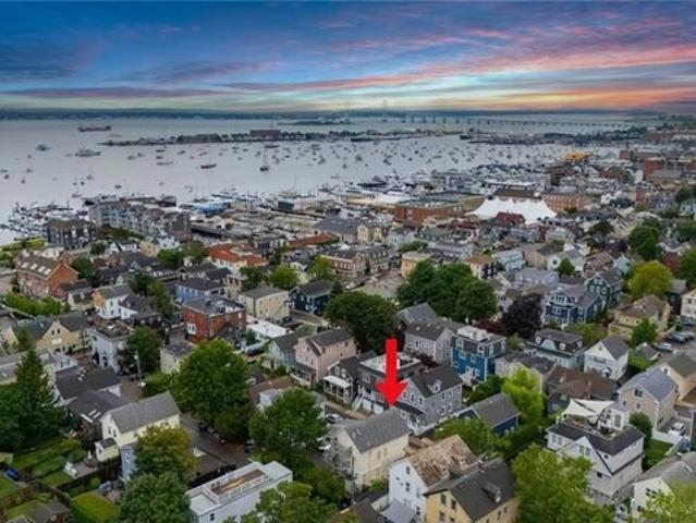 House for sale in Newport