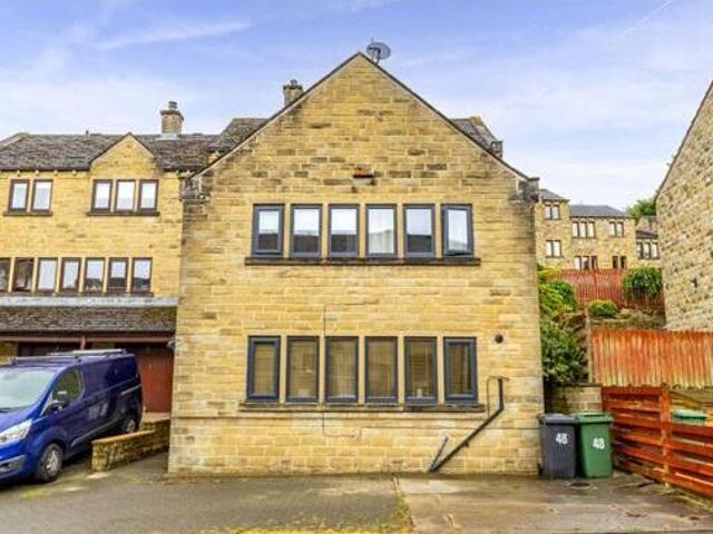 House for sale in Holmfirth, West Yorkshire