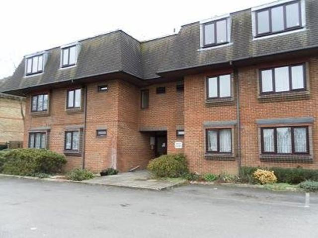 Apartment for rent in Garston, Watford