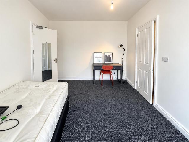 Room for rent in Wapping Wharf, Bristol