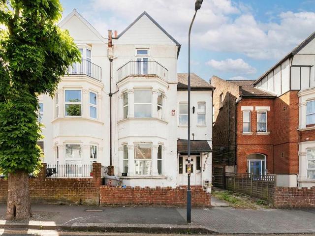 Apartment for rent in Willesden Green, Greater London