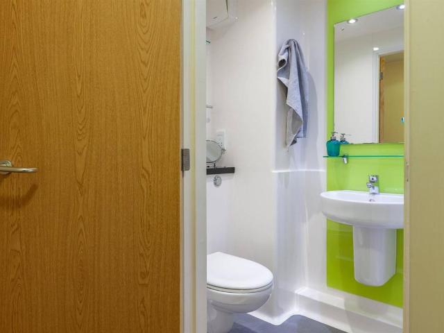 Apartment for rent in Bangor, Wales