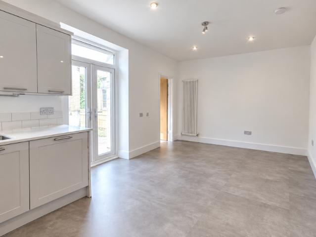 Apartment for rent in Brunswick, Brighton