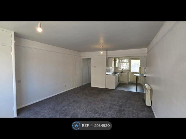 Studio for rent in Brompton, Gillingham