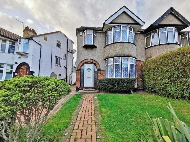 House for rent in The Hale, Greater London