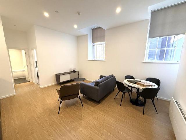 Apartment for rent in The Haulgh, Lee Bank